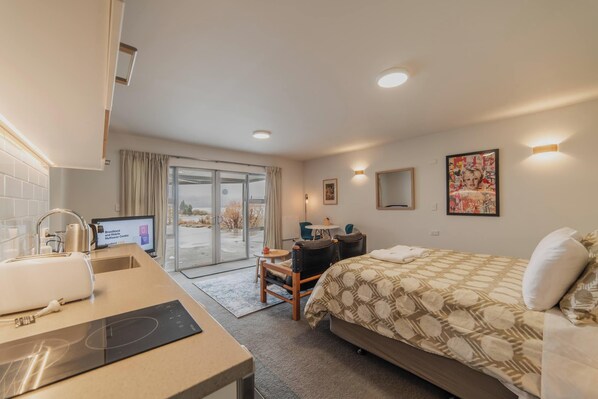 1 slaapkamer, een strijkplank/strijkijzer, wifi, beddengoed