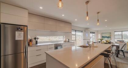 Hillside Haven - Perfect Getaway in Lake Tekapo