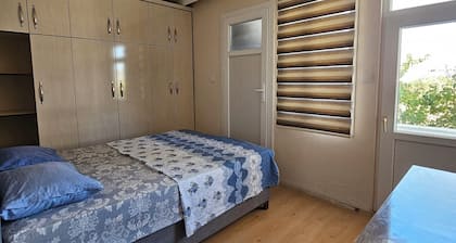 GĂŒrbĂŒz Otel