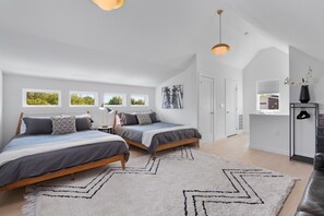 6 chambres, fer et planche à repasser, Wi-Fi
