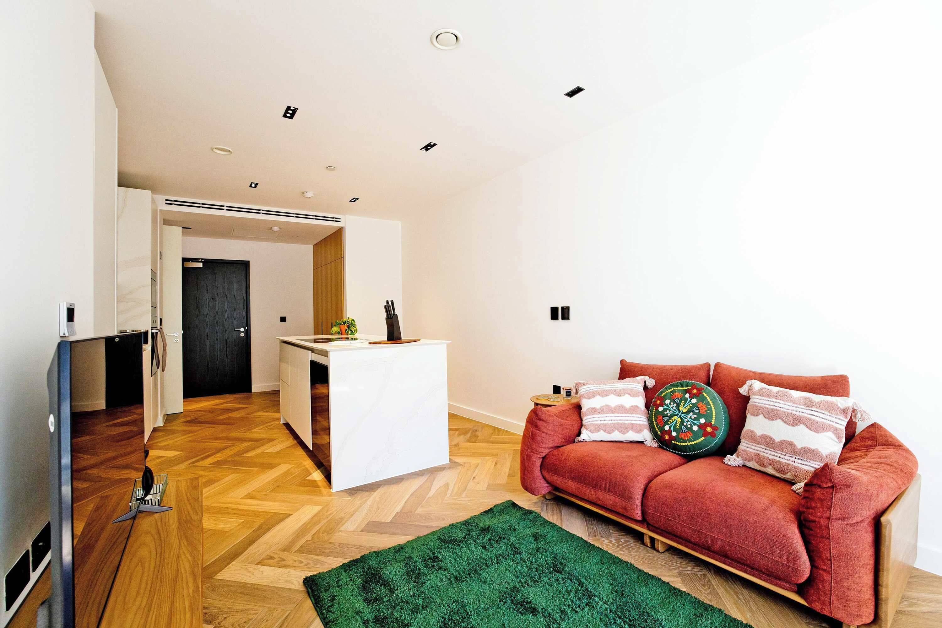 Téléviseur, bureau