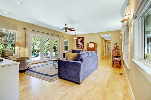 This Is It! Hot Tub, Game Room, Fire pit, Yard, Pond, Dog Friendly