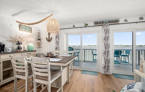Spectacular Water Views and Short Walk to the Boardwalk