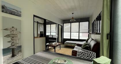 Renovated house near beach with private courtyard, bikes and baby equipment
