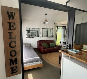 1 bedroom, travel cot, free WiFi