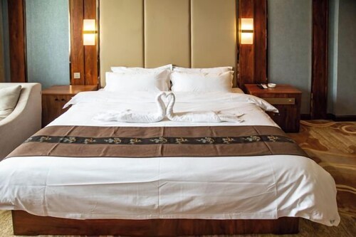 Quzhou Ying Hotel
