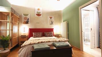 1 camera, una scrivania, ferro/asse da stiro, Wi-Fi gratuito