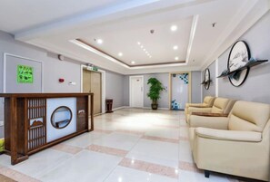 Lobby - Junfu Hotel (Guangzhou Panyu Square Metro Station) (Guangzhou)