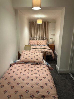 3 chambres, bureau, fer et planche à repasser, Wi-Fi gratuit