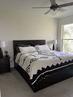 3 bedrooms, desk, iron/ironing board, WiFi