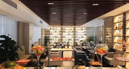 GanZhouXiangjiangwan International Hotel (South Gate Ancient City Wall)