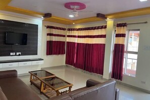 Een strijkplank/strijkijzer