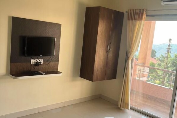 Fer et planche à repasser