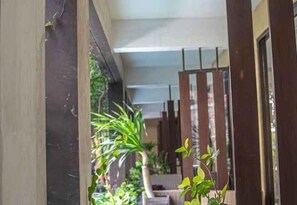 Room - 100 Sunset Kuta Hotel & Ballroom (Bali)