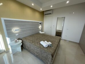 Coffres-forts dans les chambres, bureau, chambres insonorisées