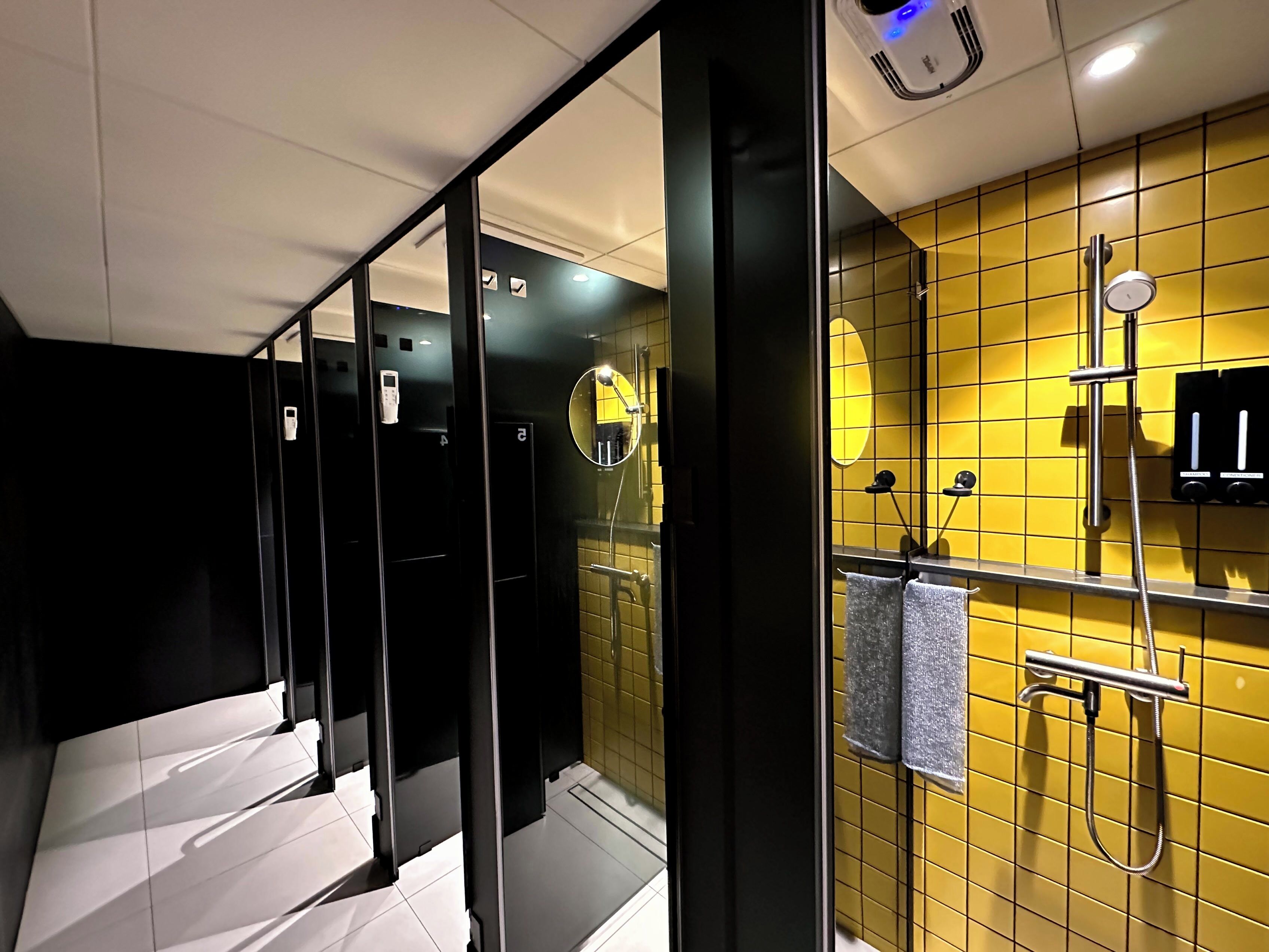 Photo - Nomad Live Hostel