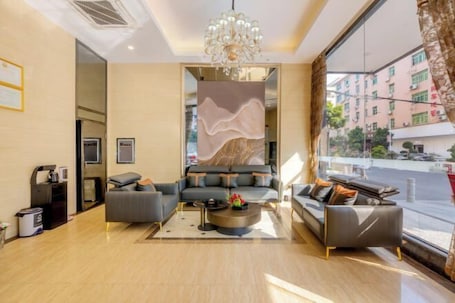 Lobby lounge. Shengshi Hotel (Zengcheng Donghuicheng Wanda Store)