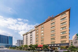 Unclassified image, 2 of 21, button - Shengshi Hotel (Zengcheng Donghuicheng Wanda Store) (Guangzhou)