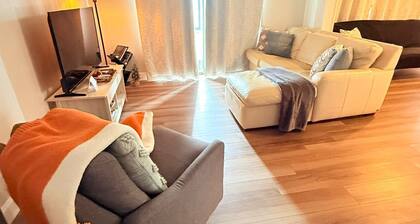 Modern 2BR Home Close to Campus & 10 min Boston