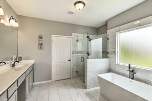 Towels, soap, shampoo, toilet paper