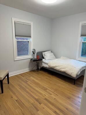 3 chambres, fer et planche à repasser, Wi-Fi, literie fournie