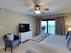 Signature Condo, 2 Bedrooms, Non Smoking, Beachside - Ocean Breeze East 802 (Pensacola)