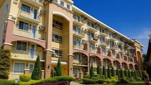 Garden - Lian's Haven at Arezzo Place Davao (Davao City)