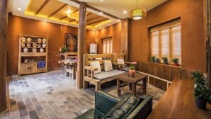 Interior - Yunmengze Hostel (Lijiang)