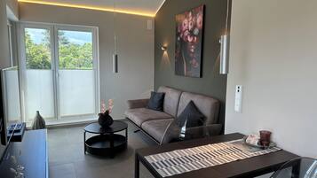 Smart-TV, Stereoanlage