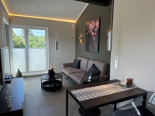 Smart-TV, Stereoanlage