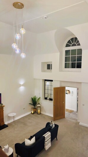 Living area - Truro's Hidden Gem! St Mary's Mews (Truro)
