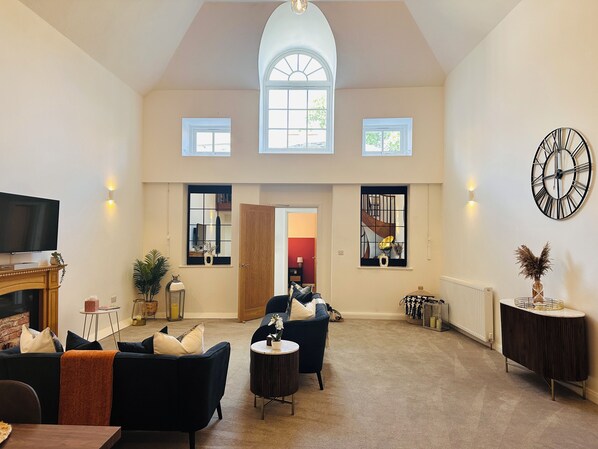 Living area - Truro's Hidden Gem! St Mary's Mews (Truro)