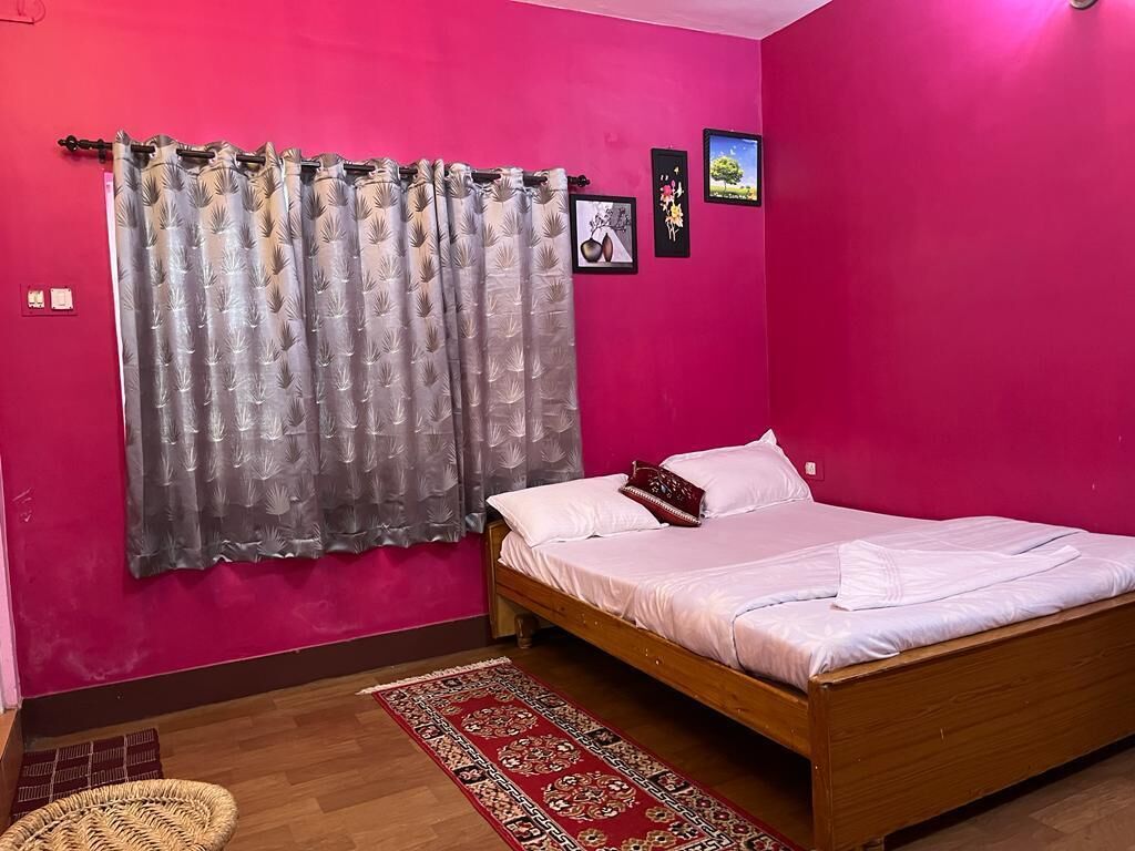 6 bedrooms