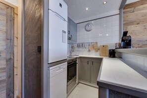 Microwave, oven, dishwasher