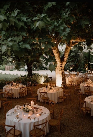 Área para banquetes al aire libre