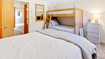 2 habitaciones, escritorio, wifi gratis y ropa de cama