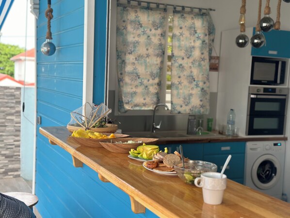 Private kitchen - Villa 911, Swimming pool and beach 1 minute away (Saint-Louis)