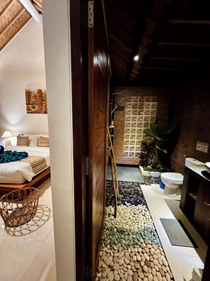 2 Schlafzimmer, Schreibtisch, Bügeleisen/Bügelbrett, kostenloses WLAN