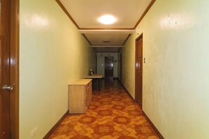 Interior - Lauriens Hotel Tagaytay (Tagaytay)