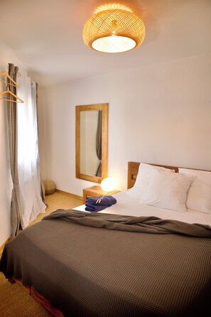 2 Schlafzimmer, Reisekinderbett, WLAN, Bettwäsche