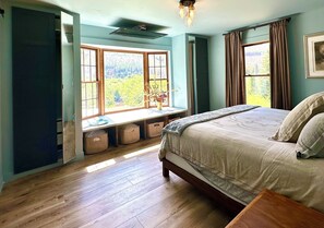 3 bedrooms, desk, iron/ironing board, free WiFi - Loose Moose Lodge in Blue River (Breckenridge)