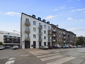 Exterior - Eleganckie Studio Mińska by Renters (Warsaw)
