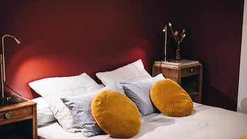 1 habitación, tabla de planchar con plancha, internet y ropa de cama