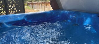 Mt Shasta, Lake Siskiyou, Montague Balloon Festival - house in peaceful Weed.