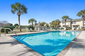 Et oppvarmet basseng