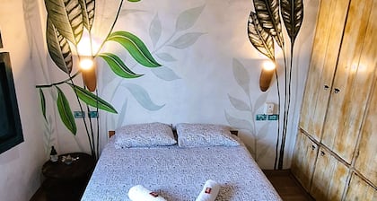 Sumérgete en la experiencia tropical que te mereces
