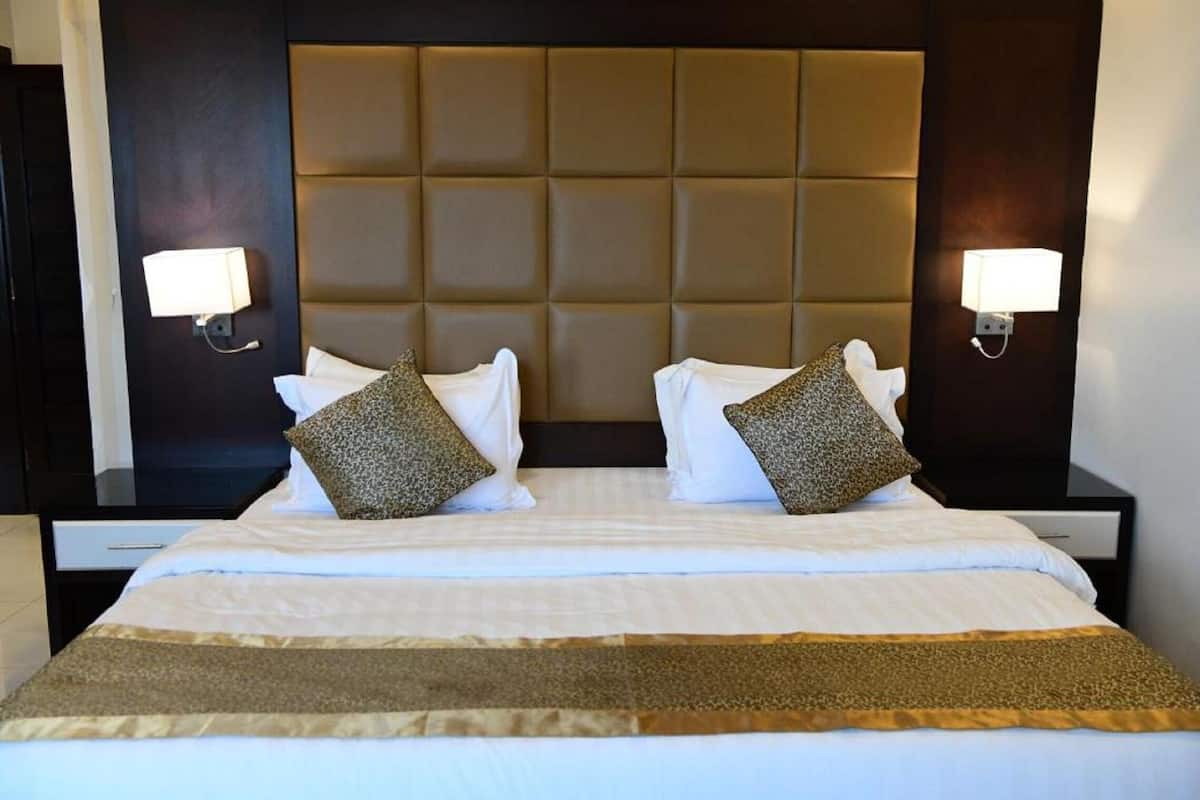 1 bedroom, memory-foam beds, soundproofing, free WiFi