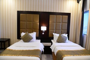 Family Apartment | Memory-foam beds, soundproofing, free WiFi, bed sheets - Al Butat Hotel (Jeddah)