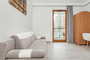 Studio, barrierefrei, Balkon | Kostenloses WLAN, Bettwäsche