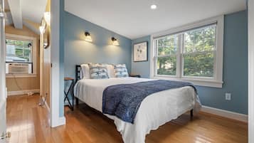 2 chambres, fer et planche à repasser, Wi-Fi gratuit, draps fournis